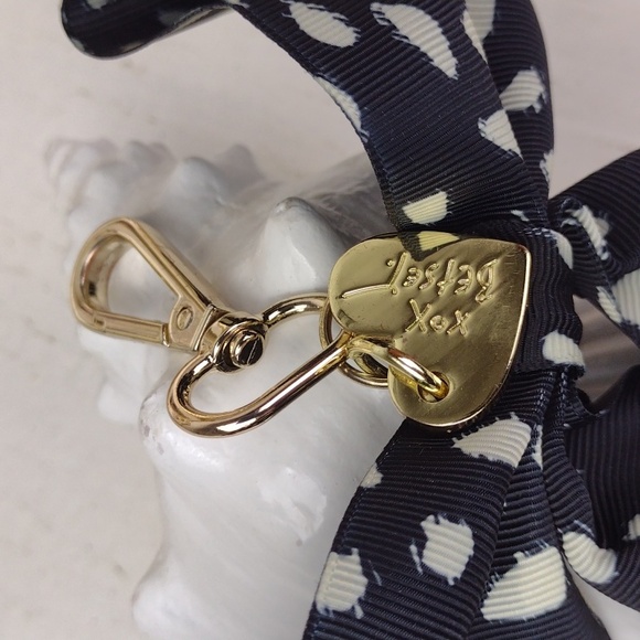 Betsey Johnson Black & White Polka Dot Bow & Gold "XOX Betsey Heart" Purse Bling - Picture 10 of 10